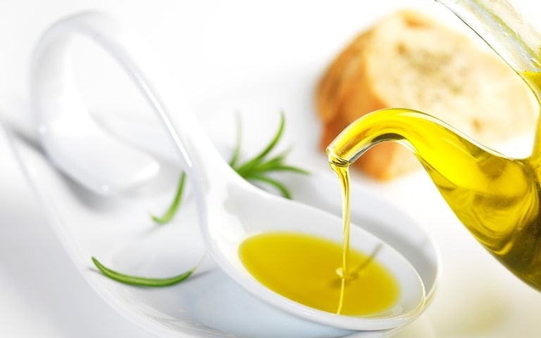 Virgin Olive Oil For Younger Looking