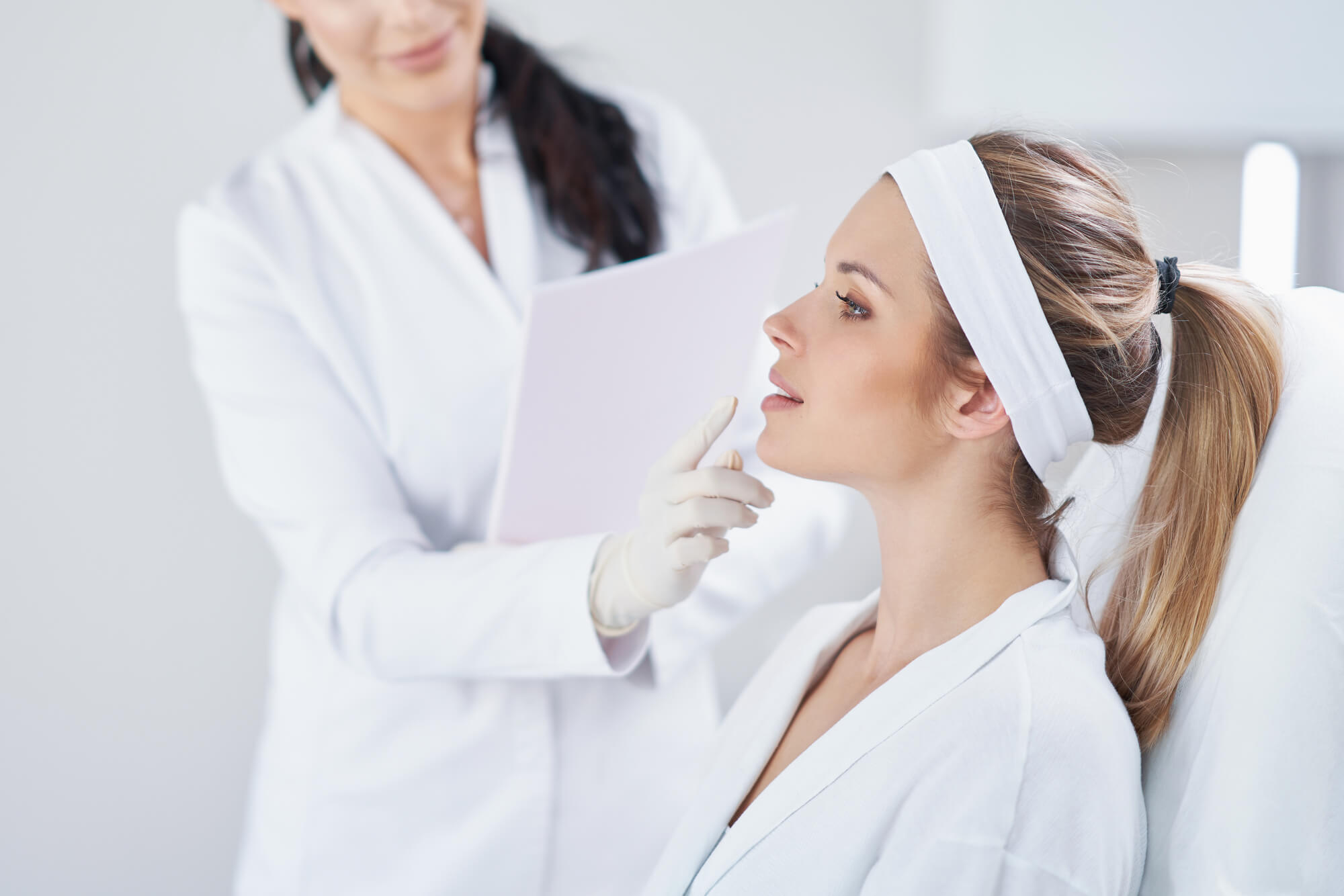 What are some of the traditional non-surgical treatments?